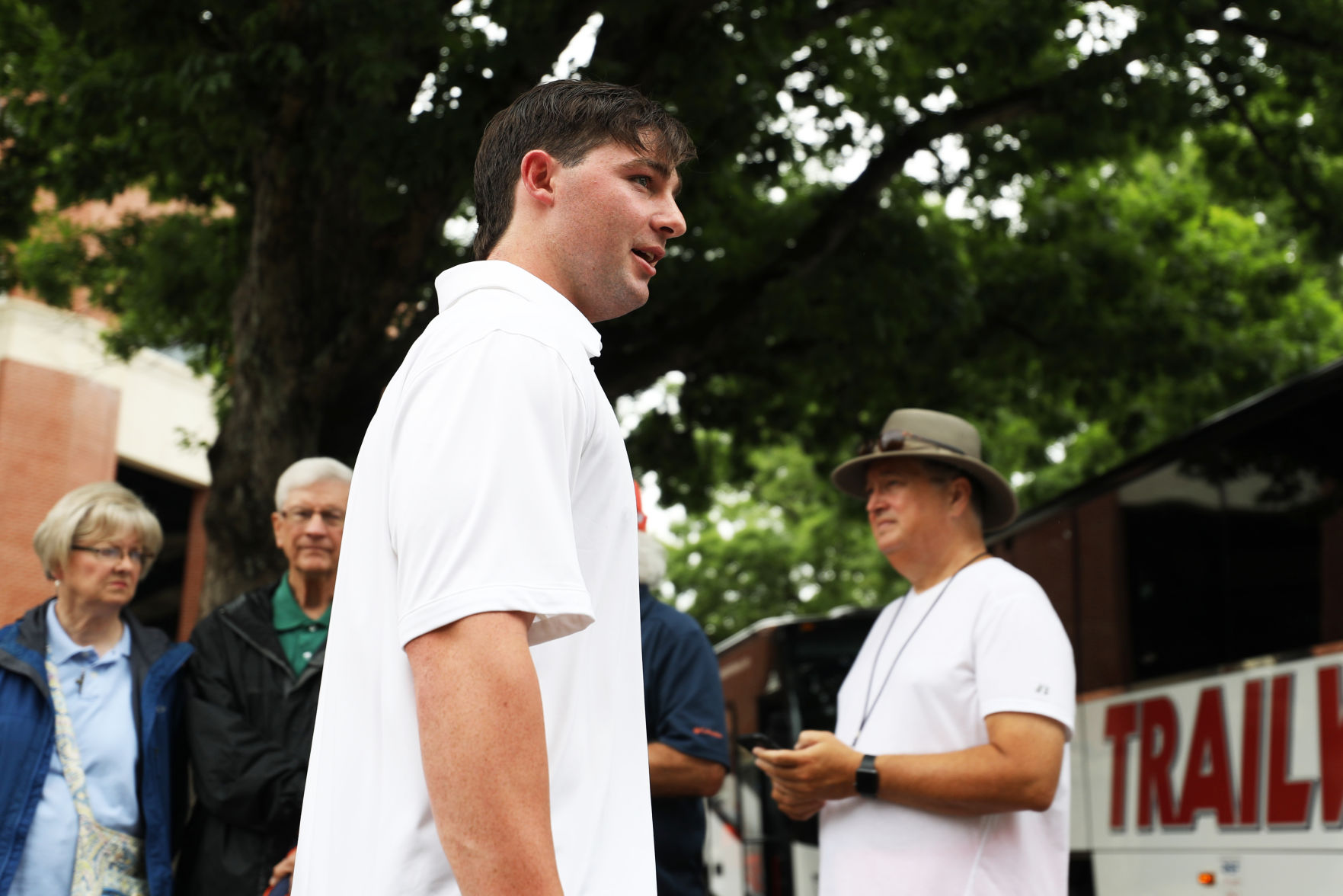 Auburn baseball Reverse Tiger Walk
